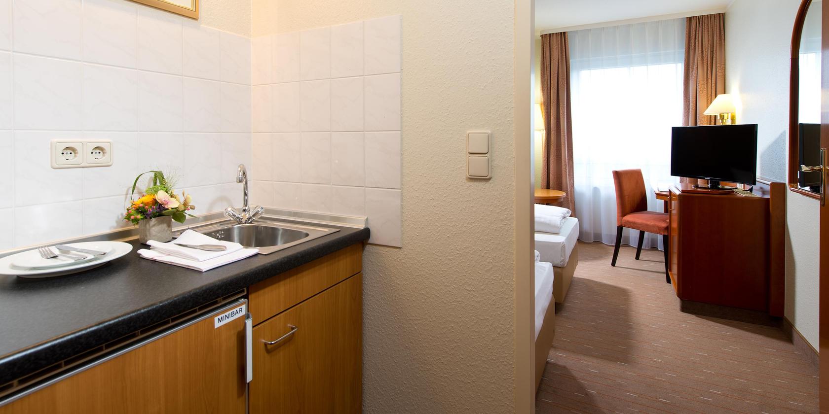 Ein-Zimmer-Apartment ACHAT Hotel Schwarzheide Lausitz Küche