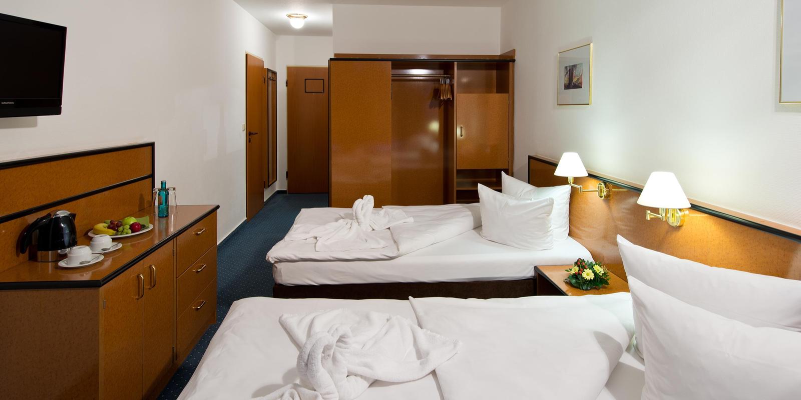 Superior Zimmer ACHAT Hotel Rüsselsheim Frankfurt Einzelbetten 